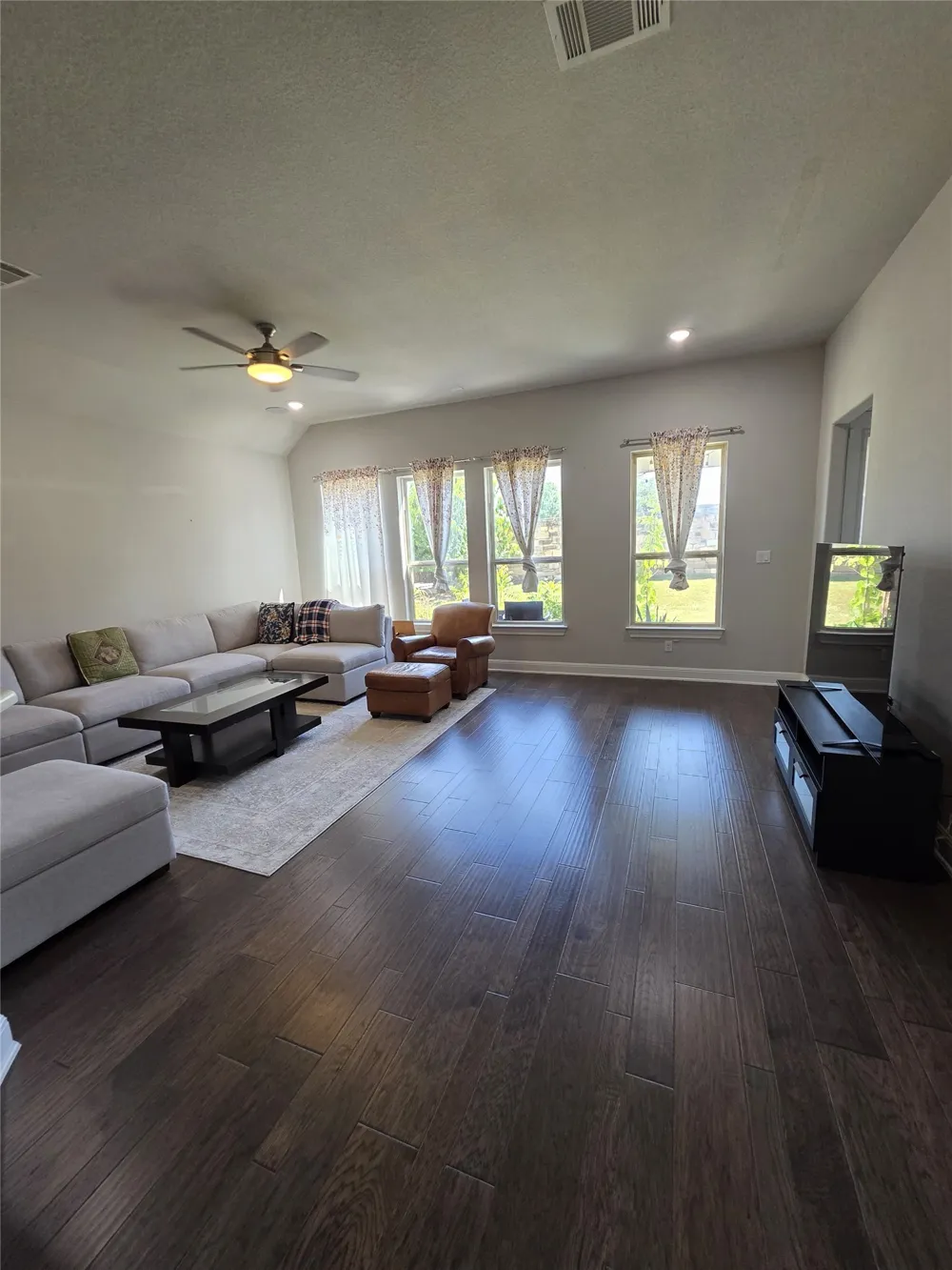 2637 Enza Drive Round Rock, TX 78665