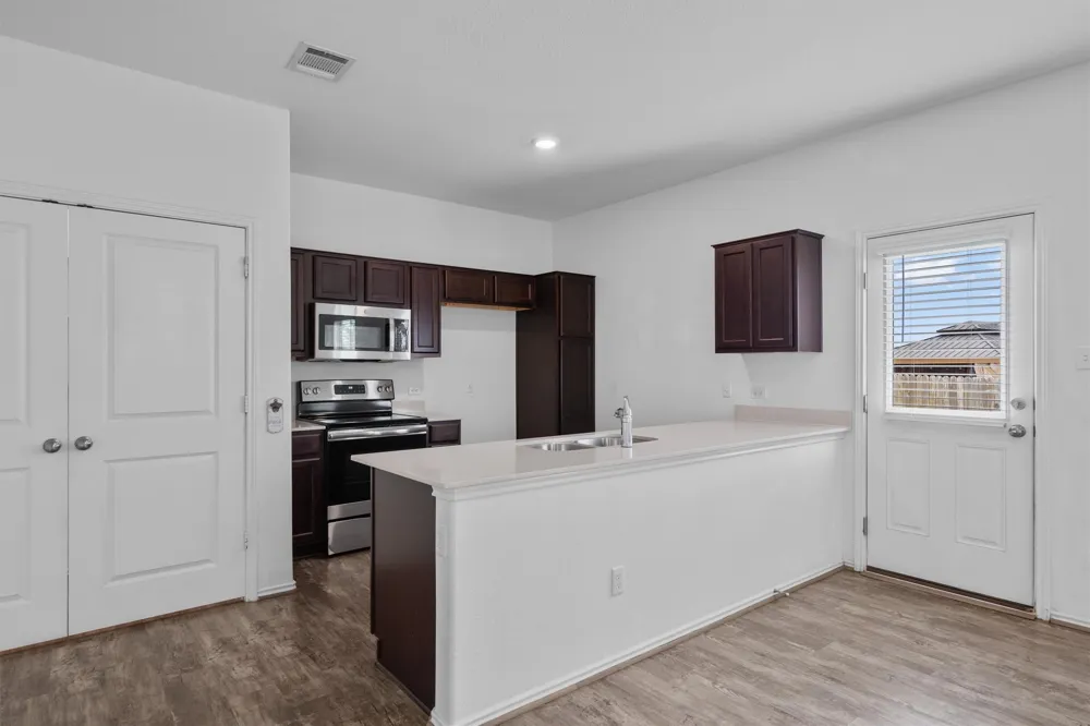 791 Circle Way Jarrell, TX 76537