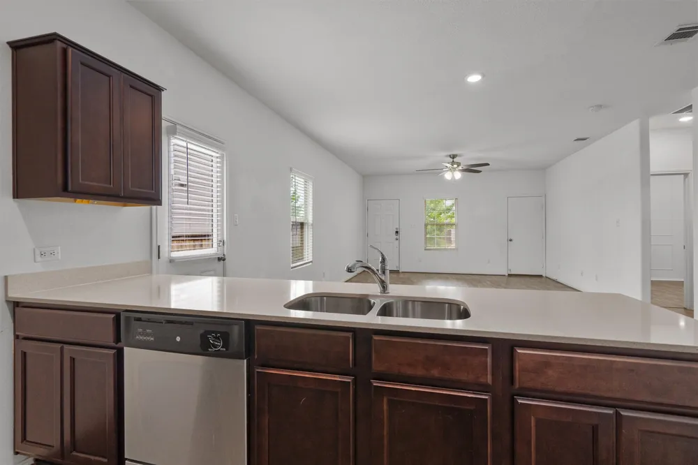 791 Circle Way Jarrell, TX 76537