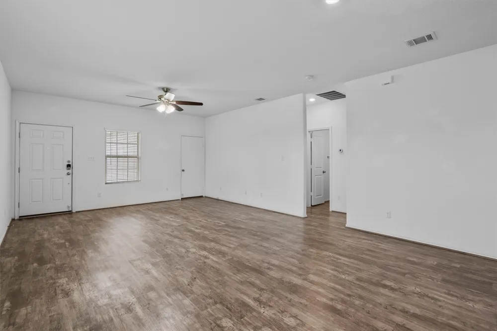 791 Circle Way Jarrell, TX 76537