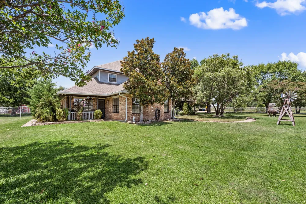 617 Malloy Lane Ovilla, TX 75154