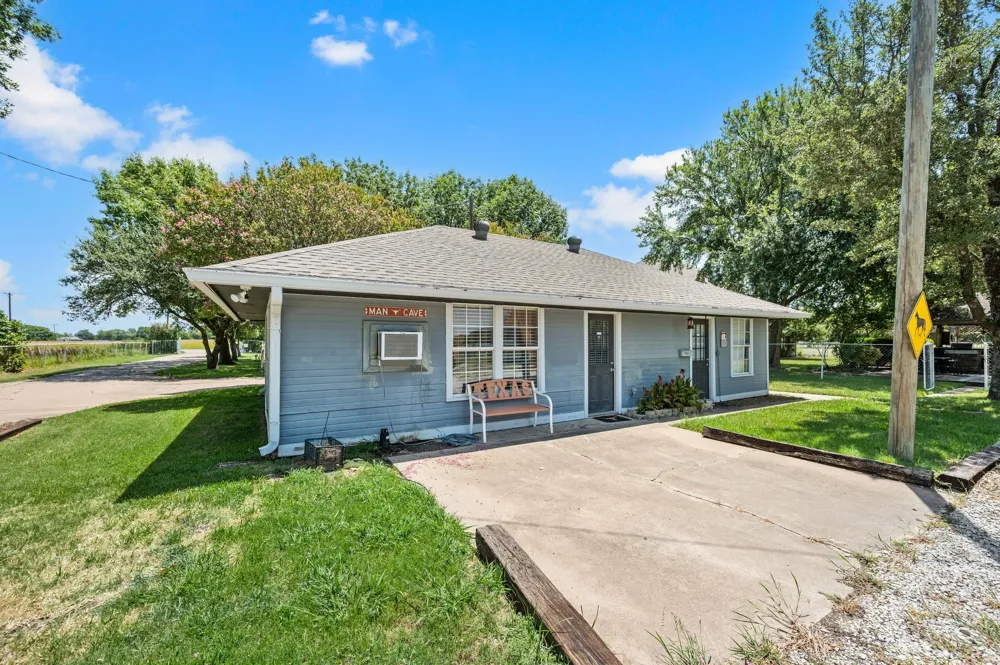 617 Malloy Lane Ovilla, TX 75154
