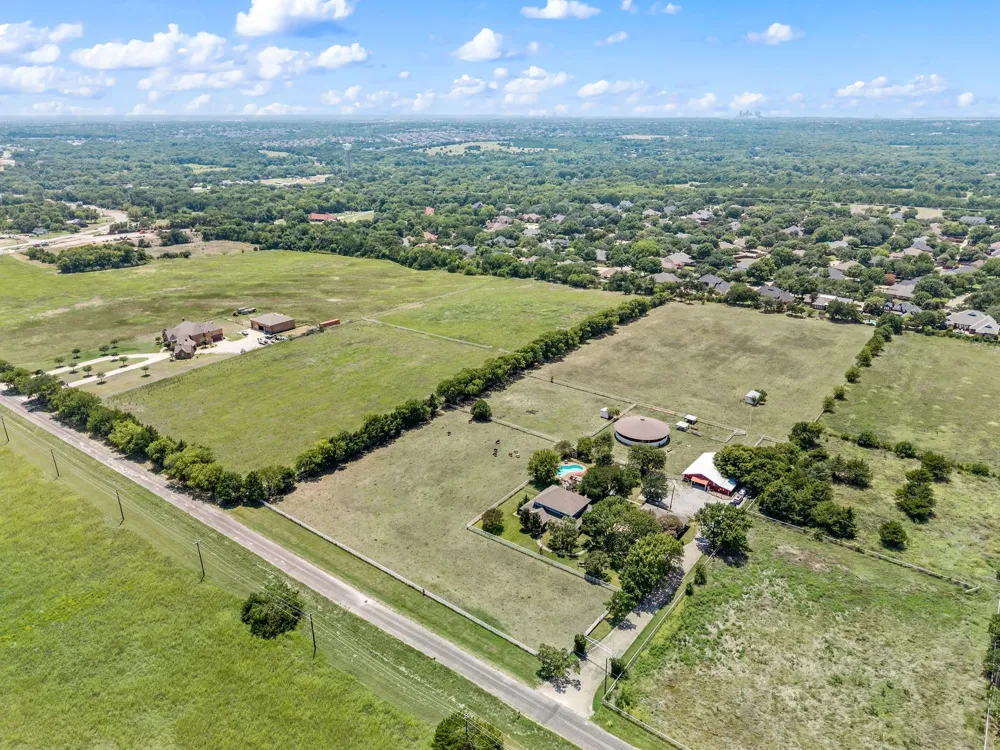 617 Malloy Lane Ovilla, TX 75154
