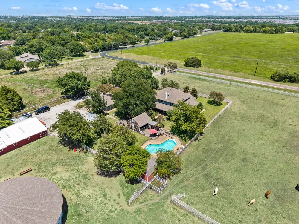 617 Malloy Lane Ovilla, TX 75154