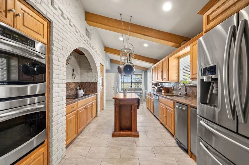 617 Malloy Lane Ovilla, TX 75154