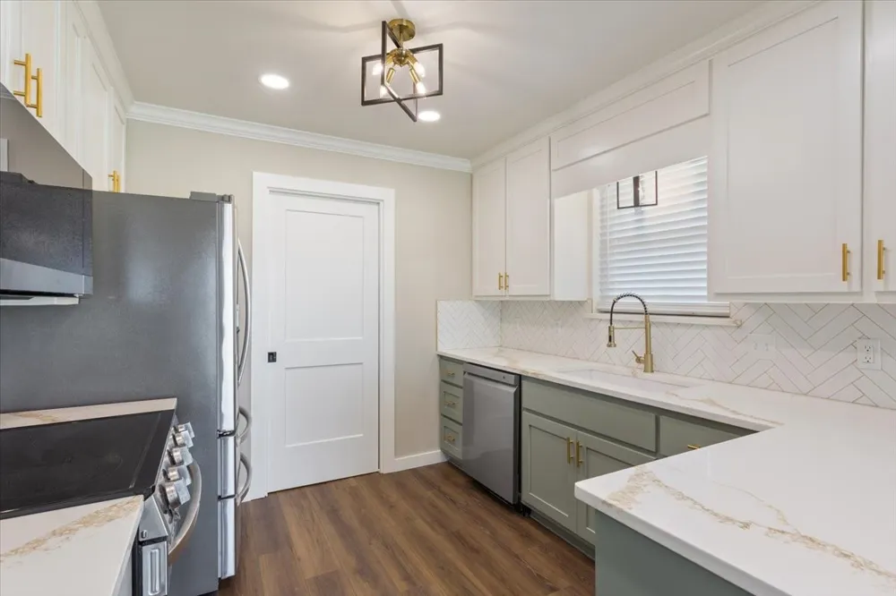 116 Boleman Drive Hewitt, TX 76643