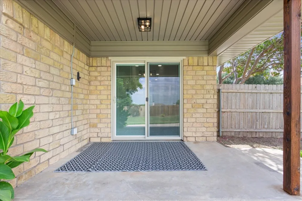 116 Boleman Drive Hewitt, TX 76643
