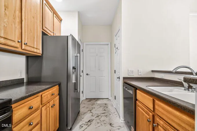 623 Eyam Hall Lane Apex, NC 27502