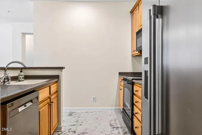 623 Eyam Hall Lane Apex, NC 27502
