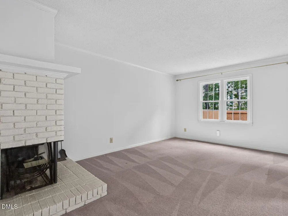 833 Kensington Drive Cary, NC 27511