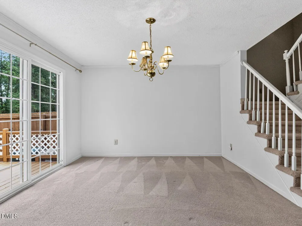 833 Kensington Drive Cary, NC 27511