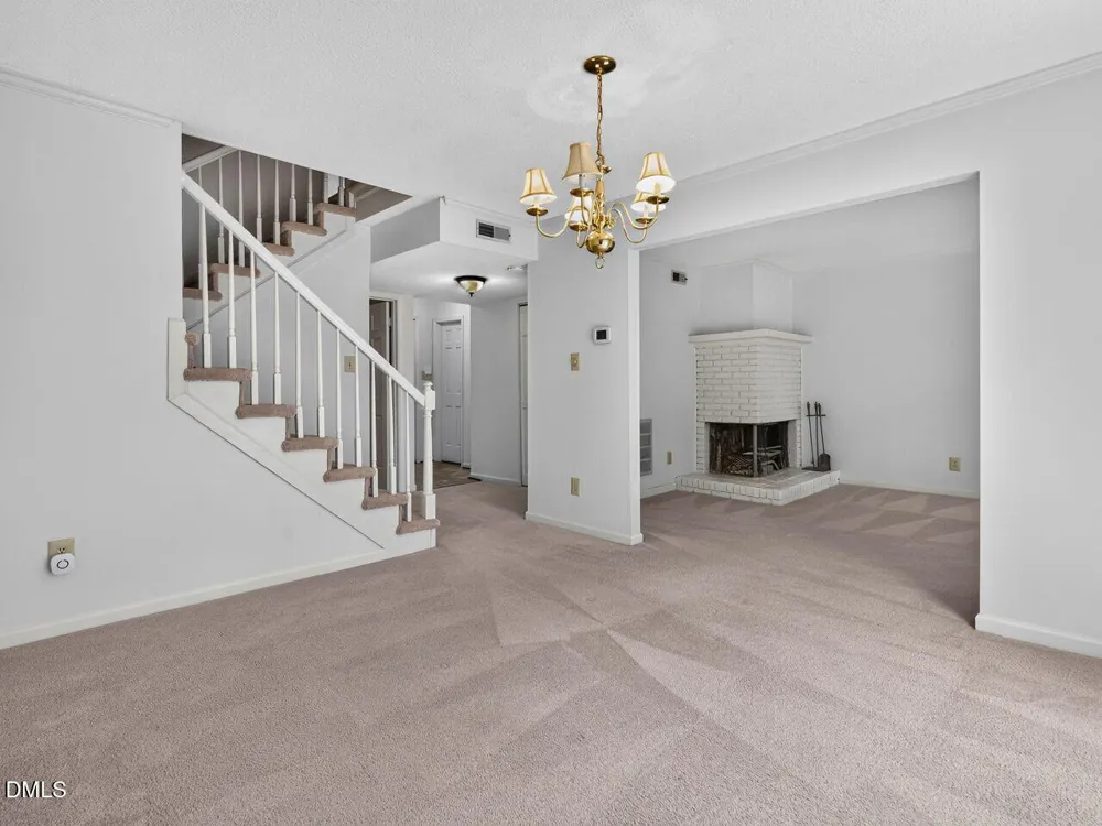 833 Kensington Drive Cary, NC 27511