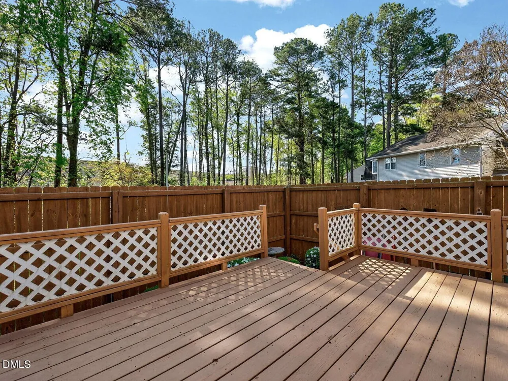 833 Kensington Drive Cary, NC 27511