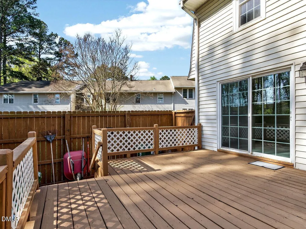 833 Kensington Drive Cary, NC 27511
