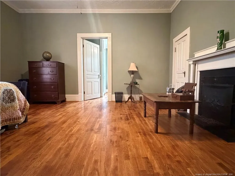 223 West Third Avenue Red Springs, NC 28377
