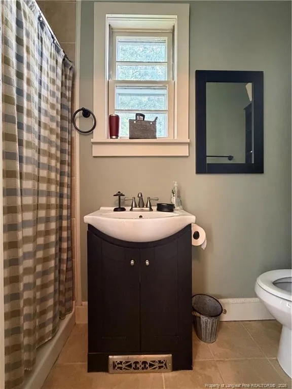 223 West Third Avenue Red Springs, NC 28377