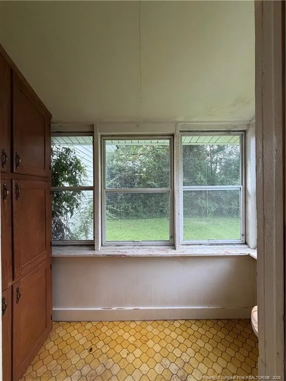 223 West Third Avenue Red Springs, NC 28377