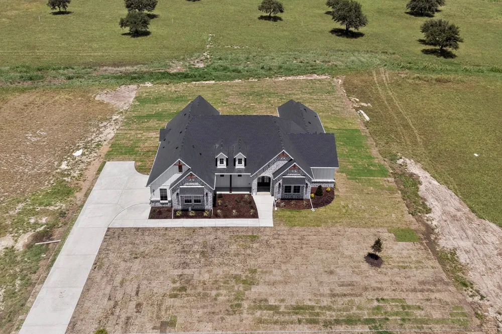 311 VZ County Road 3811 Wills Point, TX 75169