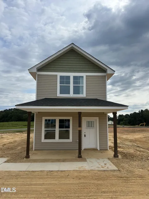 1016 Pinnix Loop