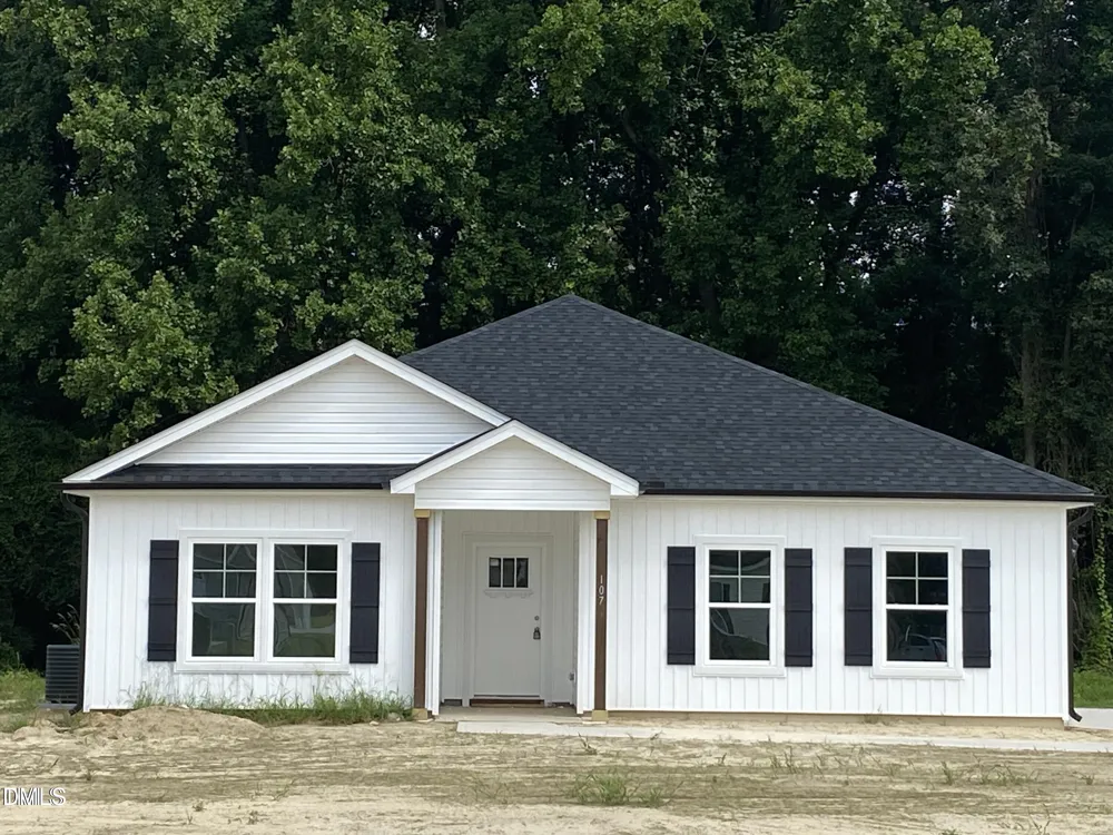 107 Chester Place Pikeville, NC 27863