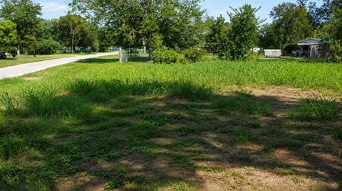 5 Sw Blk 1st Avenue