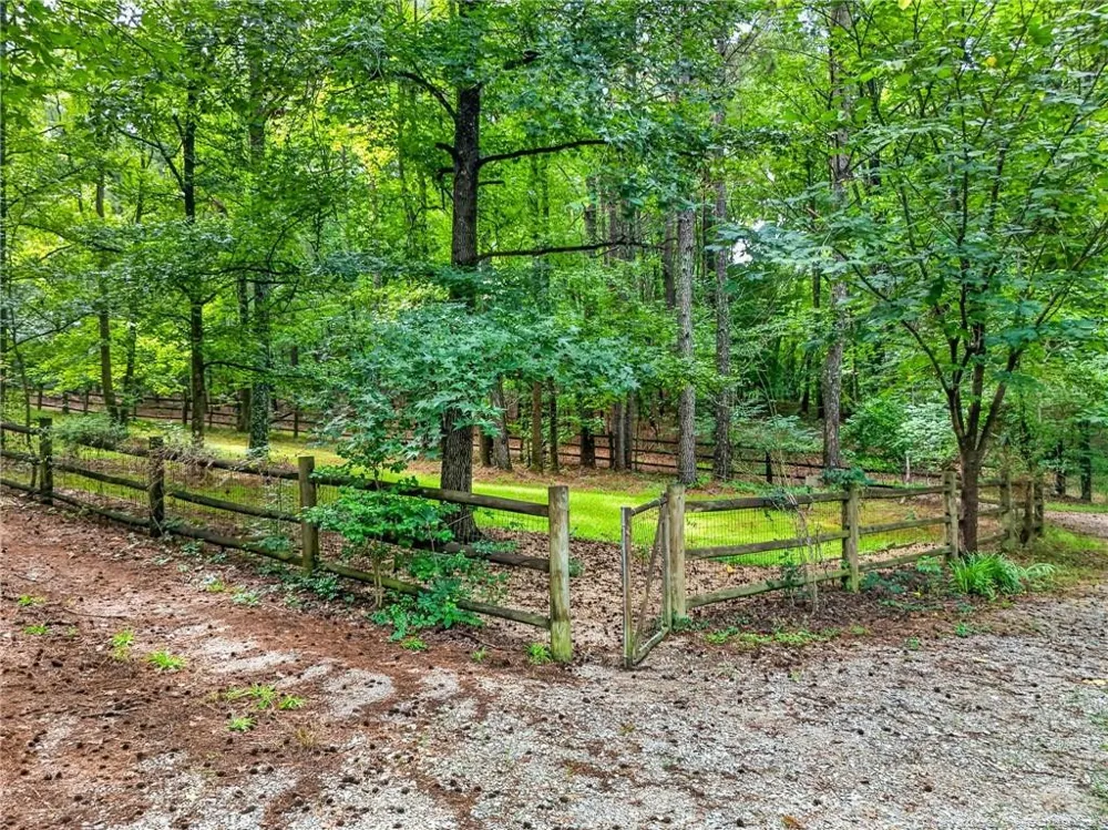 1285 Cool Springs Road Lillington, NC 27546