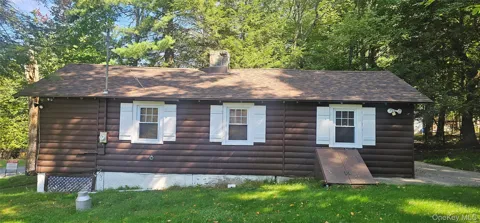 33 W Delaware Place