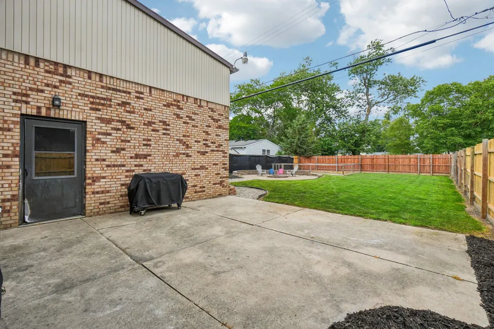3559 Baycrest Drive Monroe, MI 48162