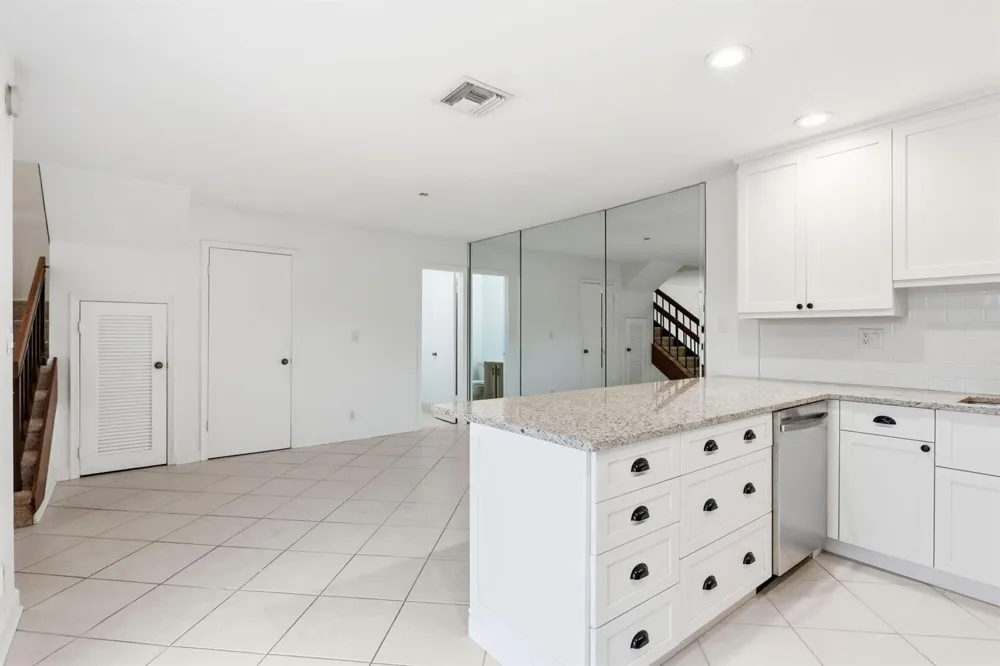 2625 SE 5TH CIRCLE Boynton Beach, FL 33435