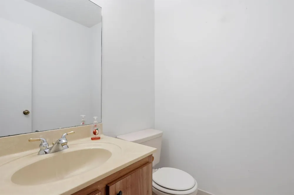 2625 SE 5TH CIRCLE Boynton Beach, FL 33435