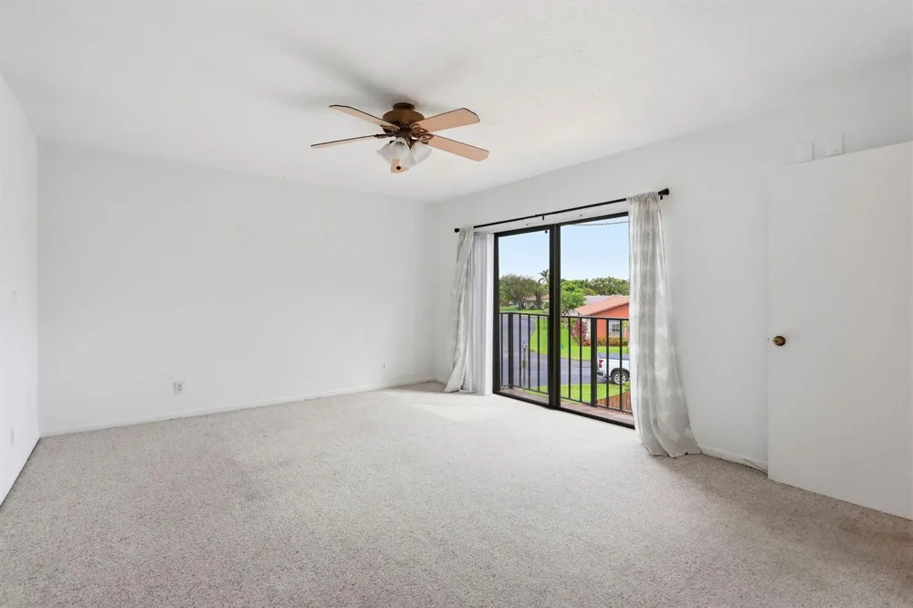 2625 SE 5TH CIRCLE Boynton Beach, FL 33435