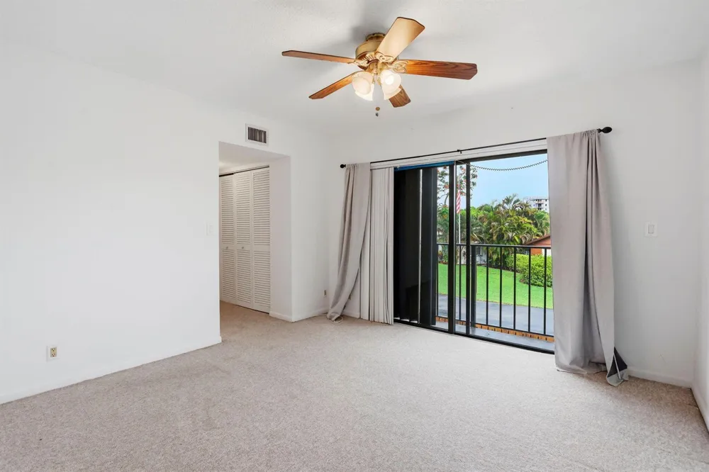 2625 SE 5TH CIRCLE Boynton Beach, FL 33435