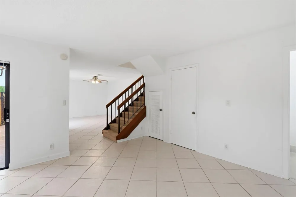 2625 SE 5TH CIRCLE Boynton Beach, FL 33435