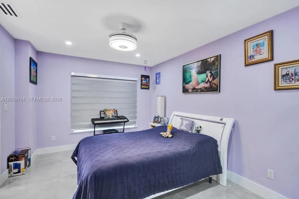 2711 SW 117th Ct Miami, FL 33175