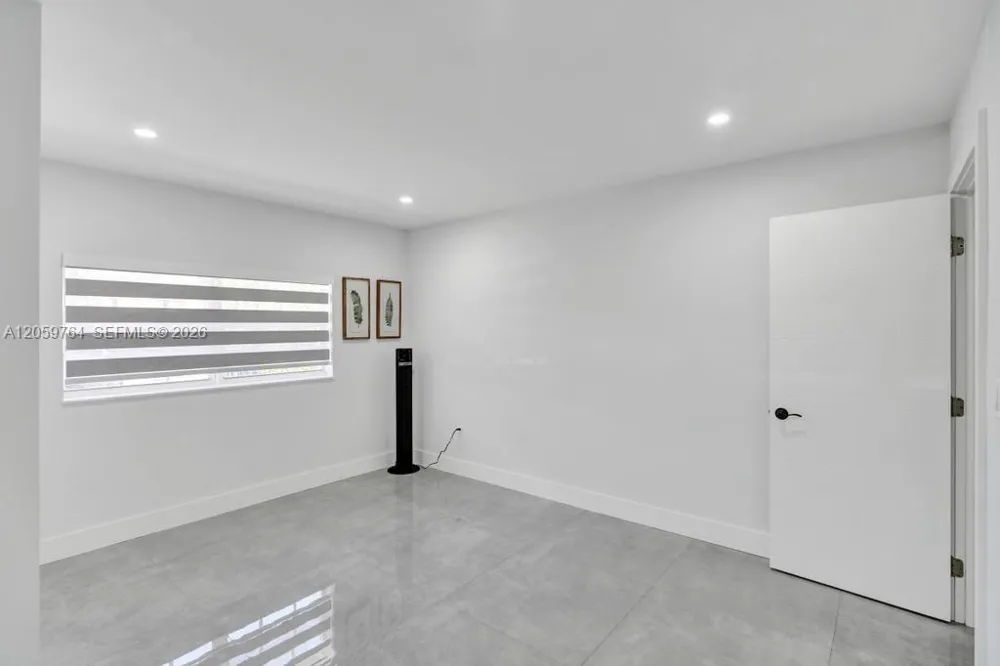 2711 SW 117th Ct Miami, FL 33175