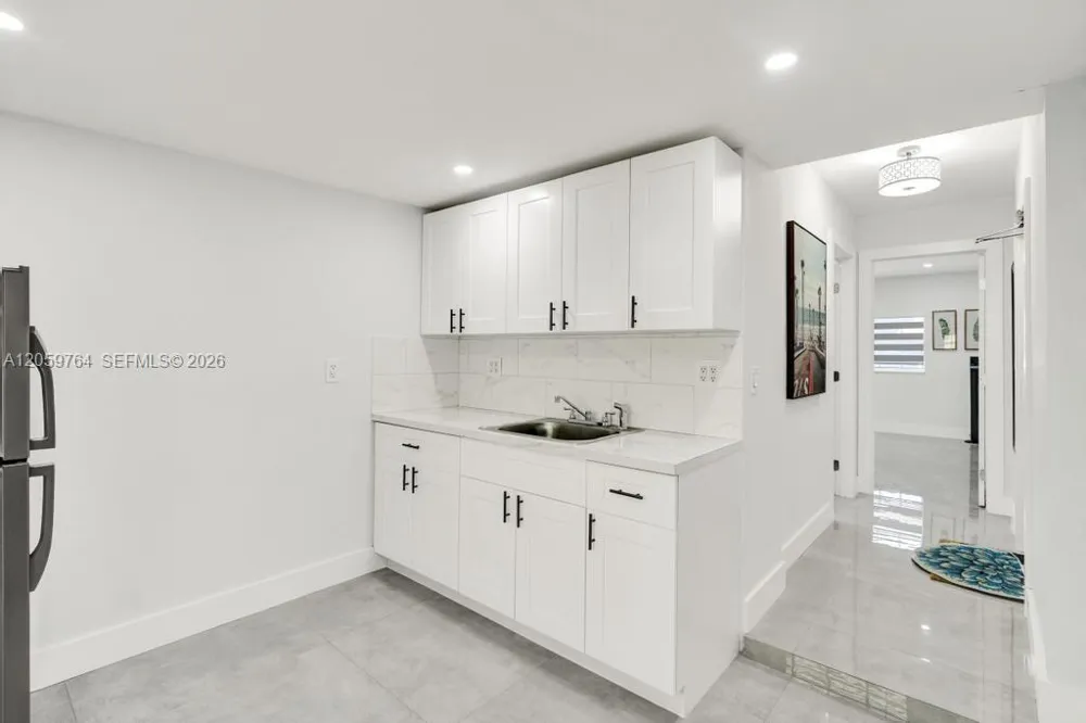 2711 SW 117th Ct Miami, FL 33175