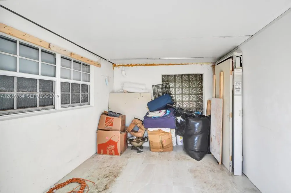 2711 SW 117th Ct Miami, FL 33175