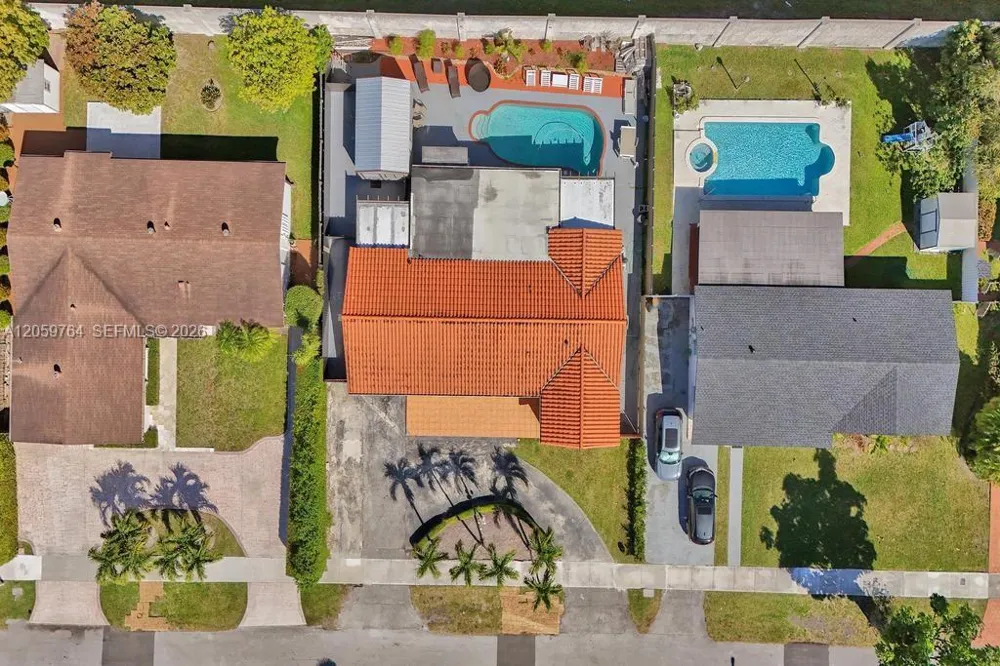 2711 SW 117th Ct Miami, FL 33175