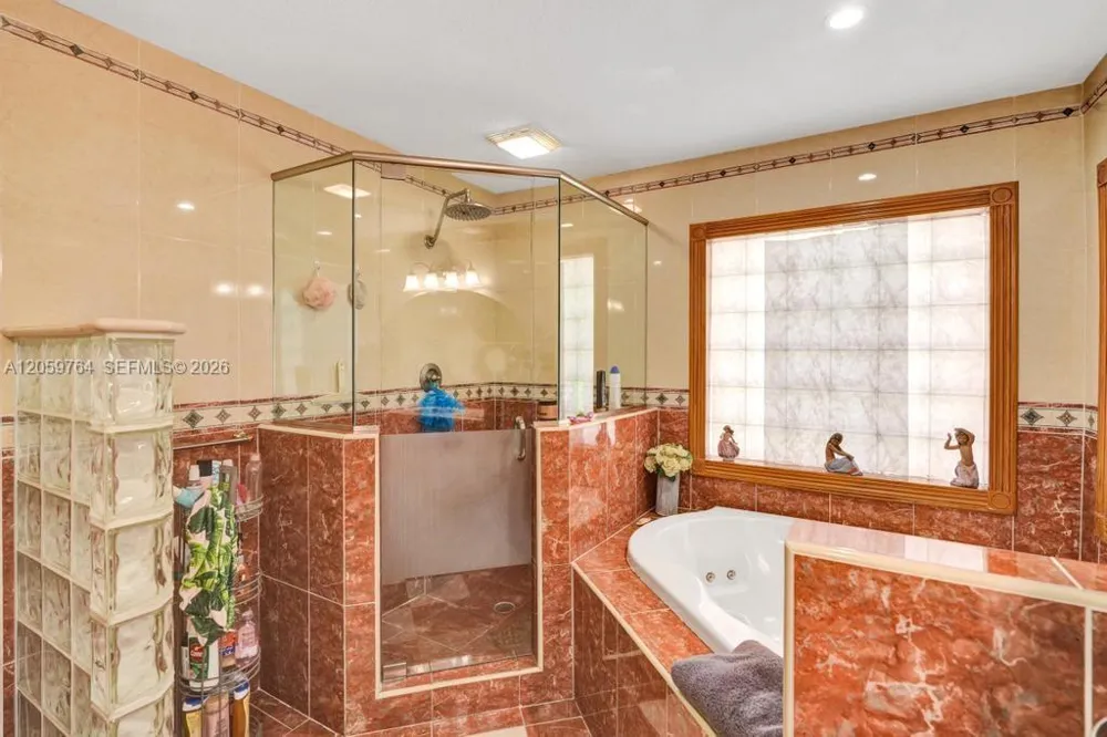2711 SW 117th Ct Miami, FL 33175