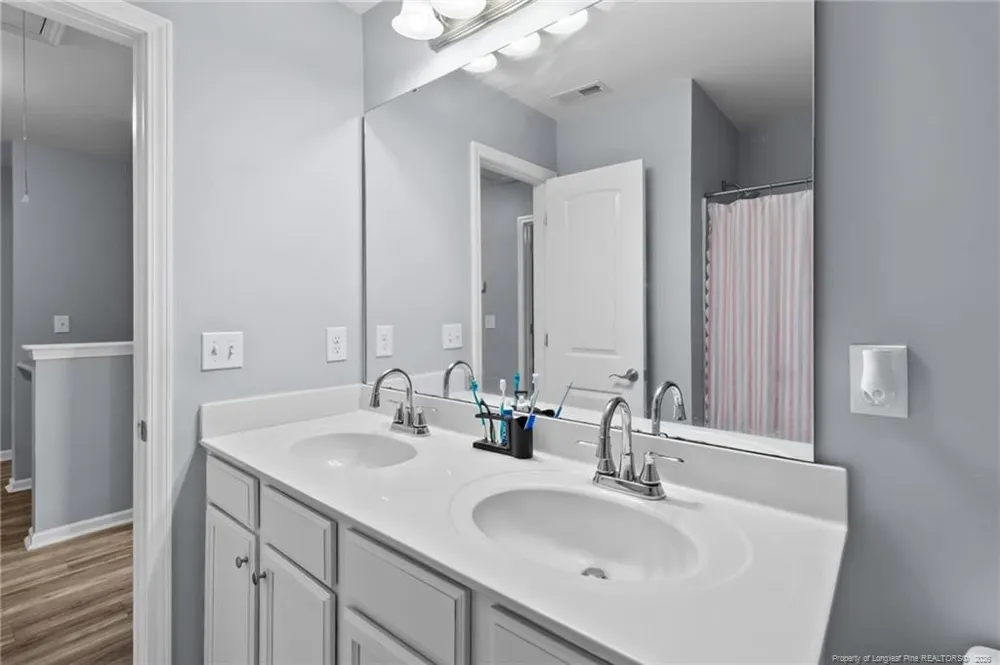 1454 Laguardia Drive Hope Mills, NC 28348
