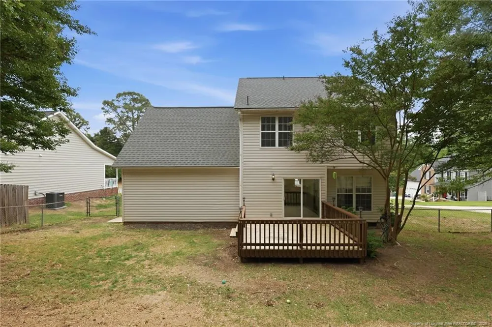 5113 Archer Road Hope Mills, NC 28348