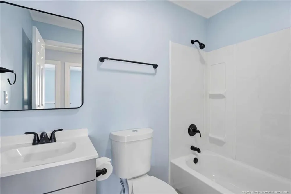 4703 Quaker Court Hope Mills, NC 28348