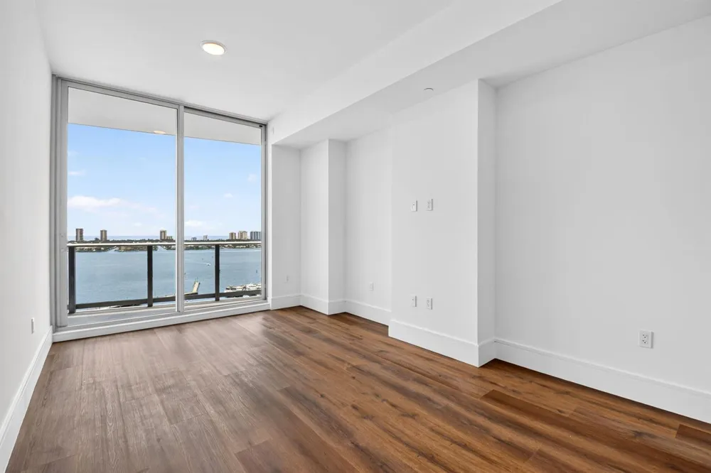 220 Lake Shore Drive #1506 Lake Park, FL 33403