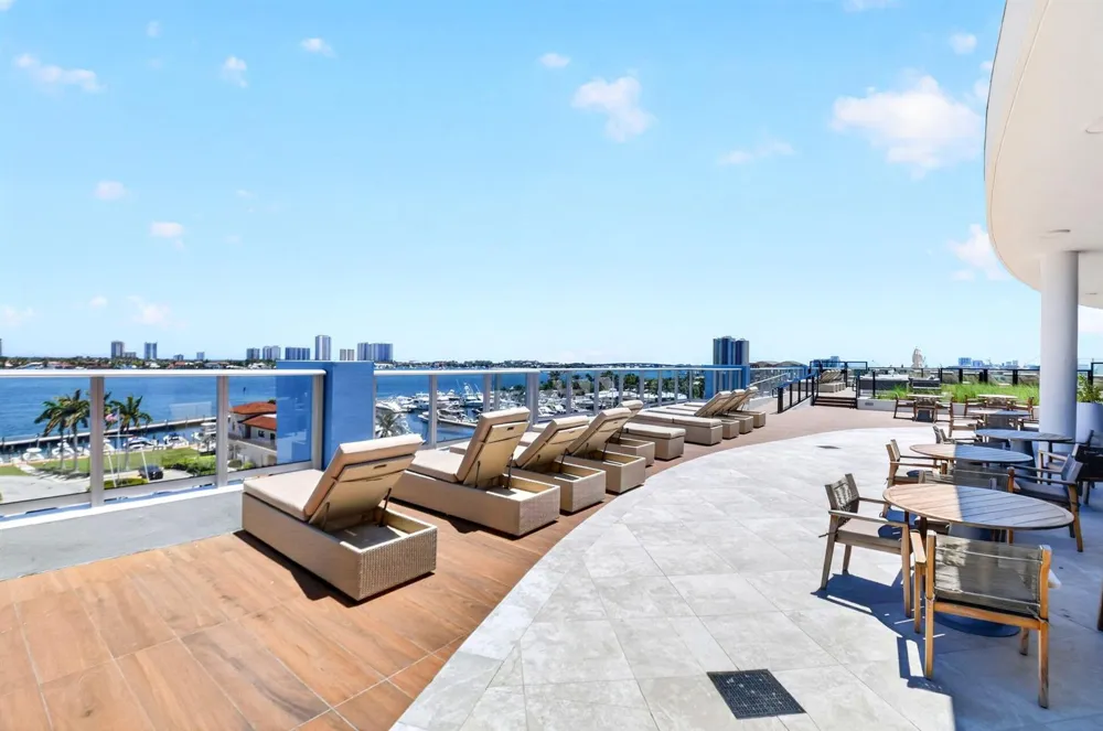 220 Lake Shore Drive #1506 Lake Park, FL 33403