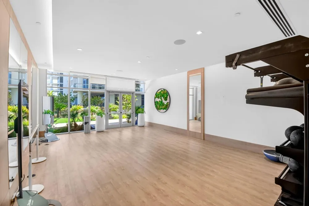 220 Lake Shore Drive #1506 Lake Park, FL 33403