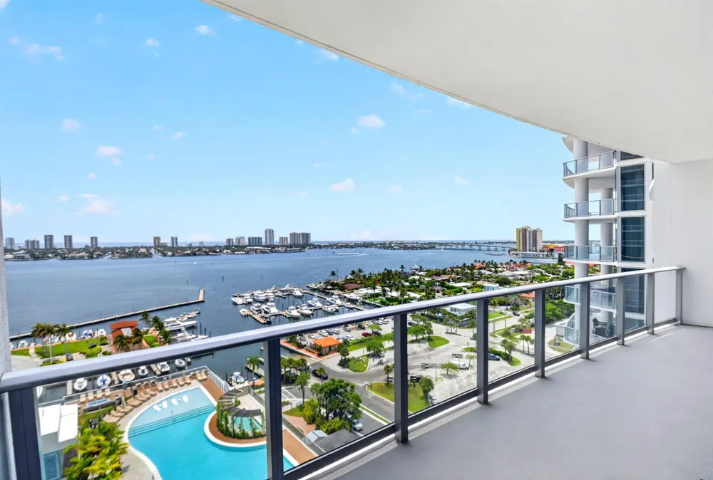 220 Lake Shore Drive #1506 Lake Park, FL 33403