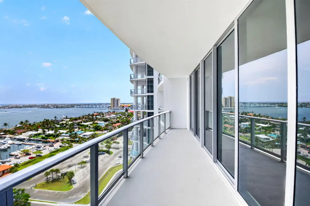 220 Lake Shore Drive #1506 Lake Park, FL 33403