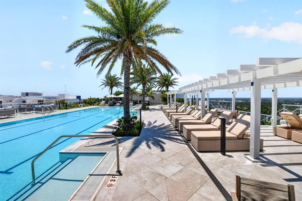 220 Lake Shore Drive #1506 Lake Park, FL 33403