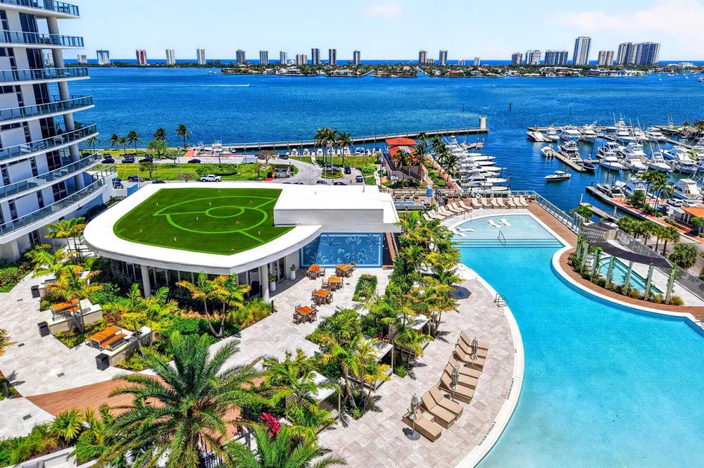 220 Lake Shore Drive #1506 Lake Park, FL 33403