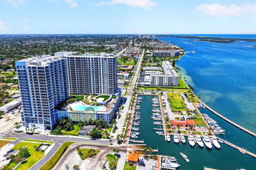 220 Lake Shore Drive #1506 Lake Park, FL 33403